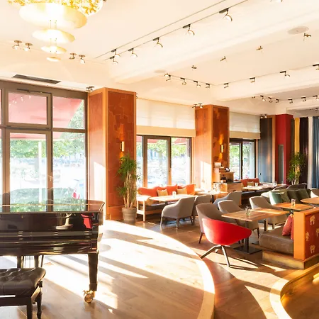 Hotel Orania.berlin 5*